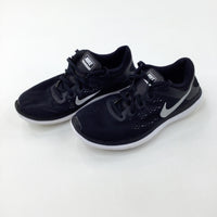 'Nike' Black Trainers - Boys - Shoe Size 5