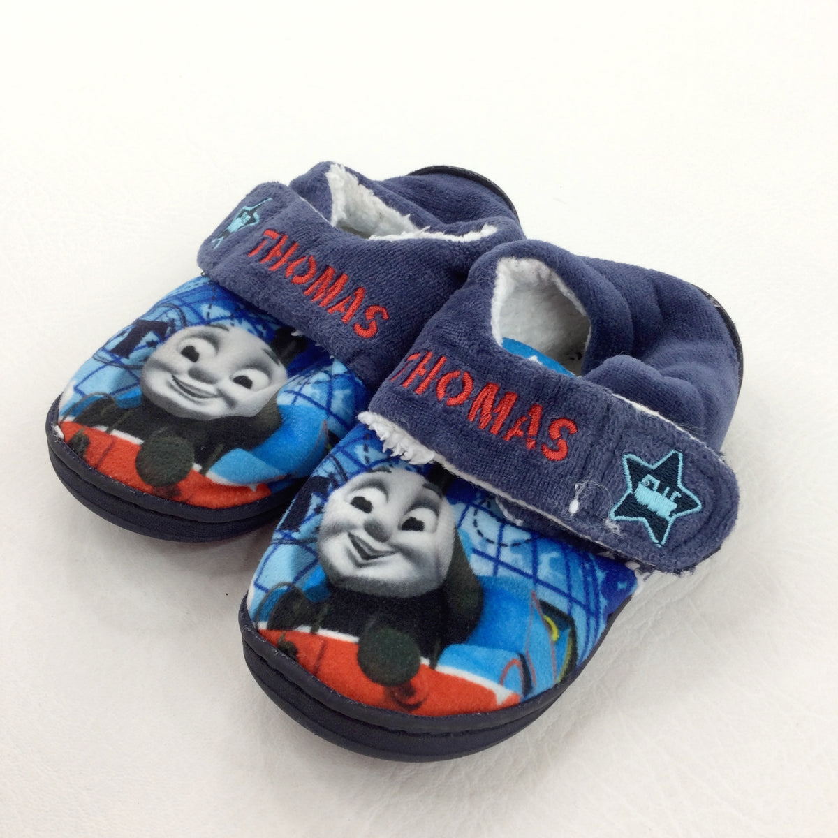 Thomas the tank store engine slippers for toddlers