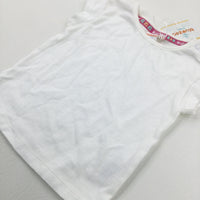 **NEW** White T-Shirt - Girls 9-12 Months