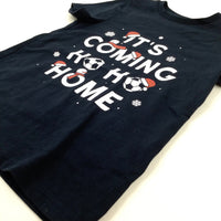 'It's Coming Ho Ho Home' Footballs Navy T-Shirt - Boys/Girls 3-4 Years