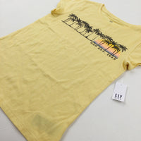 **NEW** 'Gap Est 1969' Palm Trees Yellow T-Shirt - Boys 8-9 Years