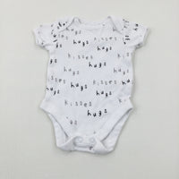 'Hugs & Kisses' White Cotton Bodysuit - Boys Newborn