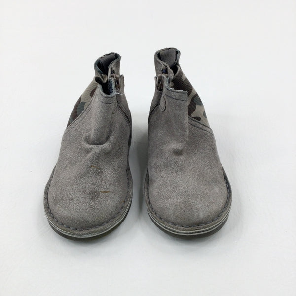 Camouflage Grey Boots - Girls - Shoe Size 7