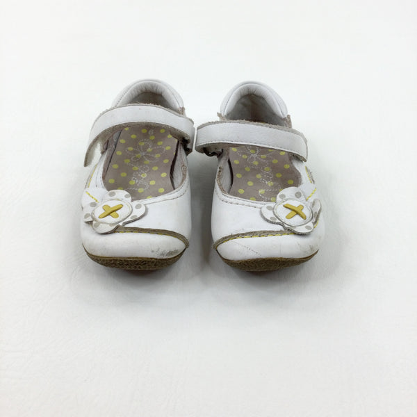 White Shoes - Girls - Shoe Size 9