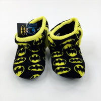 **NEW** Batman Yellow & Black Slippers - Boys - Shoe Size 2