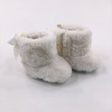 Bows Fluffy White Baby Boots - Girls - Shoe Size 1