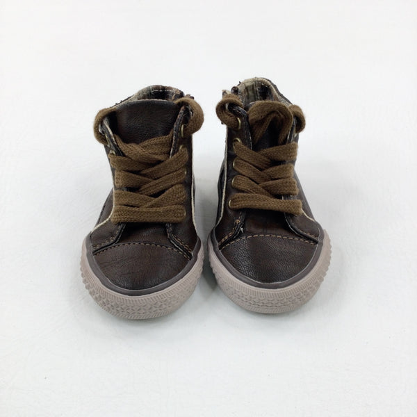 Brown Boots - Boys - Shoe Size 2.5
