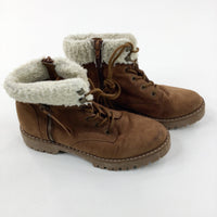 Tan Fluffy Trim Boots - Size 5