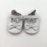 Bow White Pumps - Girls 3-6 Months
