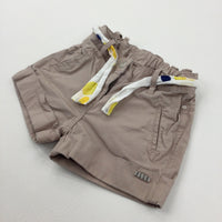 Beige Cotton Shorts With Adjustable Waist & Belt - Girls 5 Years