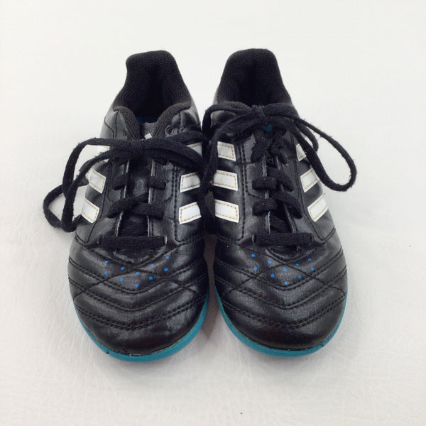 Girls astro clearance football boots