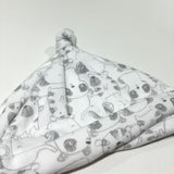 Elephants, Pandas & Tigers Grey & White Knotted Jersey Hat - Boys 3-6 Months