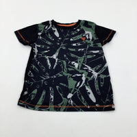 Camouflage Green & Black T-Shirt - Boys 5-6 Years