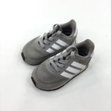 Adidas Grey & White Trainers - Boys/Girls - Shoe Size 4