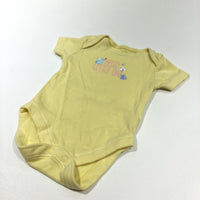 'Hello Little One' Animals Yellow Short Sleeve Bodysuit - Girls 0-3 Months